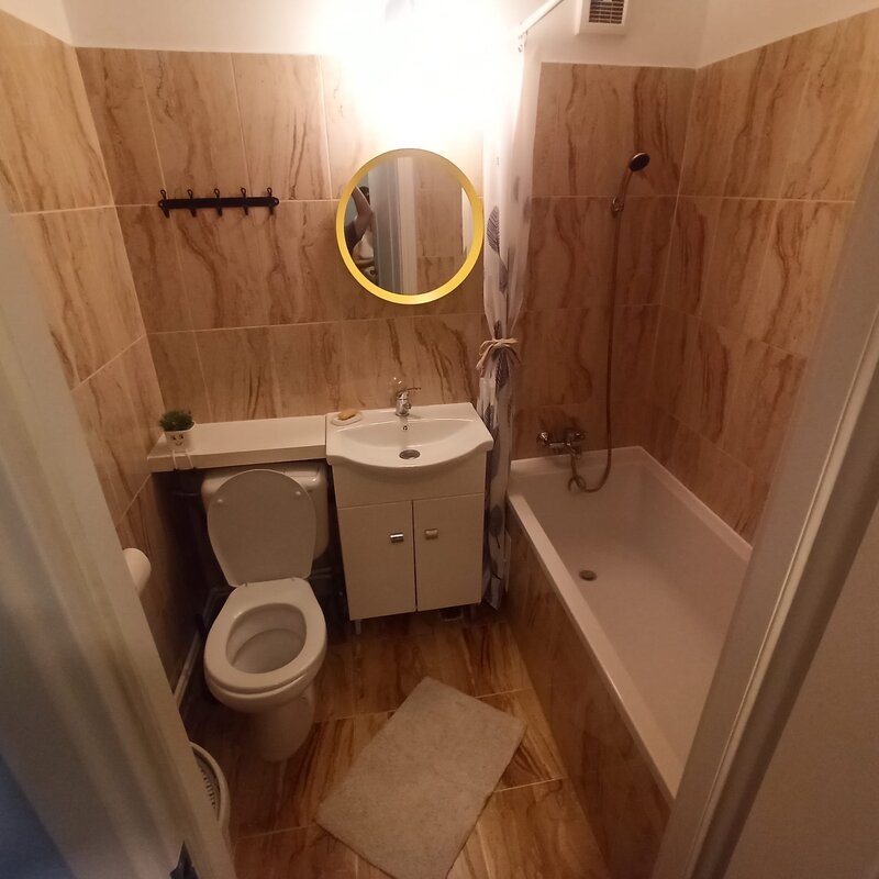 Drumul Taberei, zona Valea Ialomitei fix langa statia de metrou
